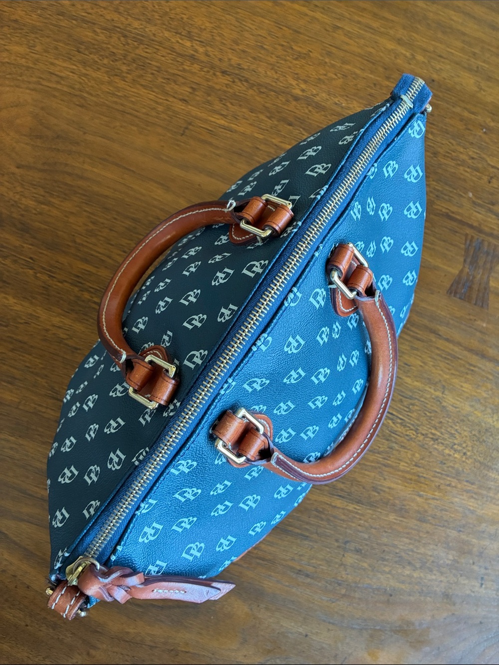 Dooney & Bourke Large Signature Monogram Zip Satchel Navy Blue & White Leather - Picture 7 of 16